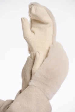 Oxo faux fur gloves